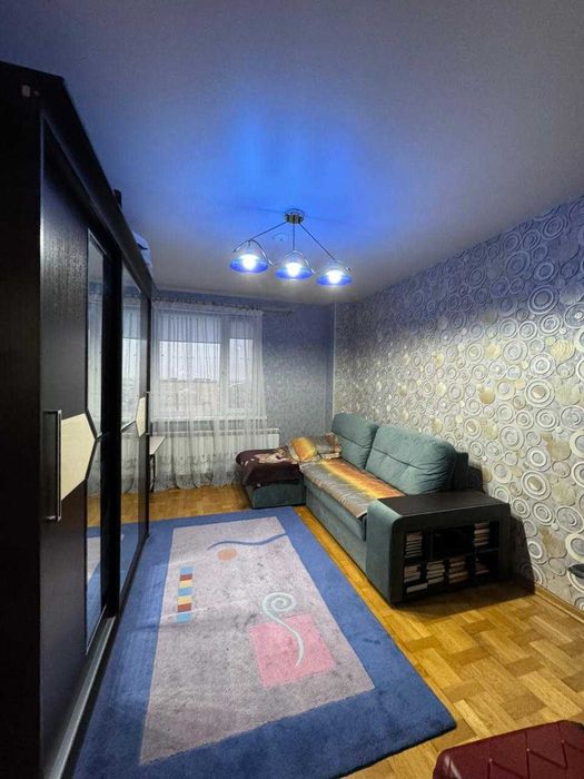 Продам квартиру центре городе