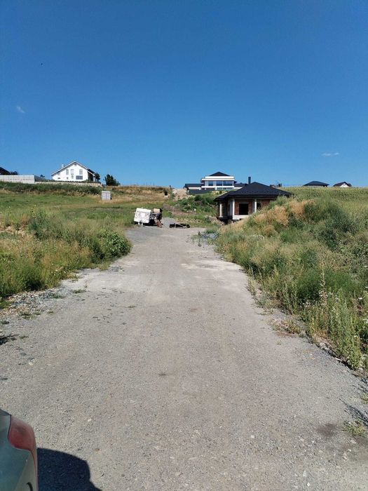 Vând teren în Moara, parcele la dimensiunea dorită de client, str. Tinoasa 6500 EUR/ar
