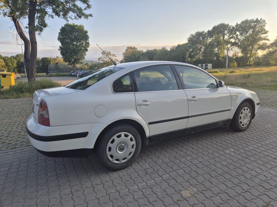 VW Passat 2003 | 272.000 km | Climatronic & Pilot Automat | + Set roți iarnă