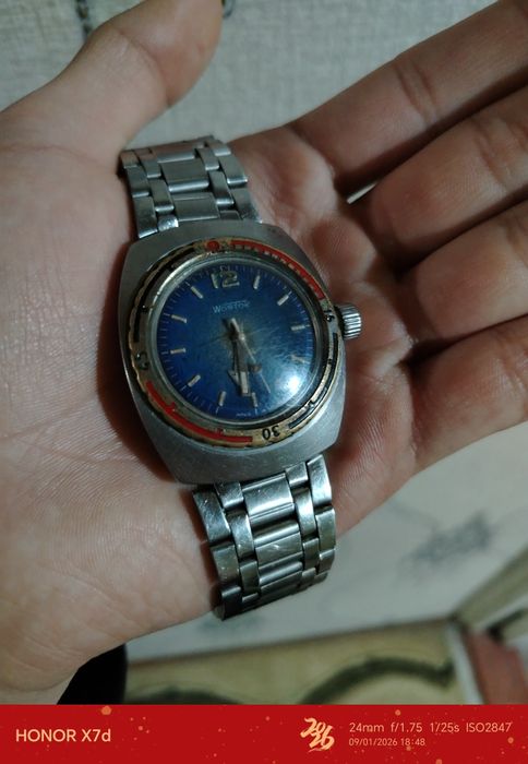 Механические Часы Восток Амфибия ссср 18 камней  водонепроницаемые 200