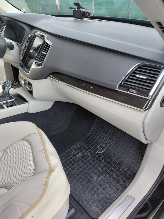 VOLVO XC90 2017 — imagine 5