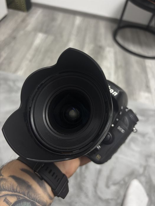 vand obiectiv 20mm 1.8 nikon