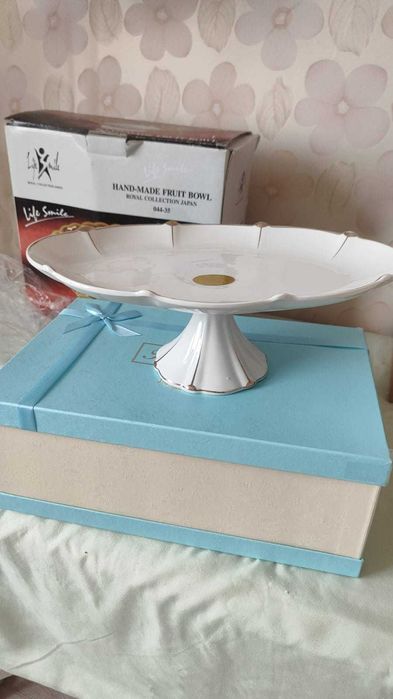 Графин со стаканами и Разная посуда