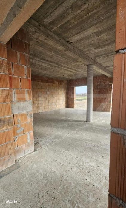 Casa de vanzare 400mp– Halmeu | teren generos de 27 arii