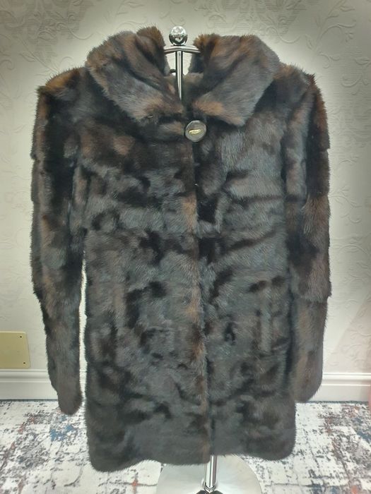 Продам норковую шубу Снежная королева
