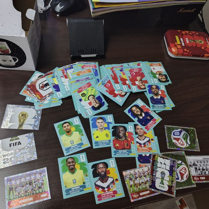 Album world Cup aproape complet+ dubluri si extra sticker
