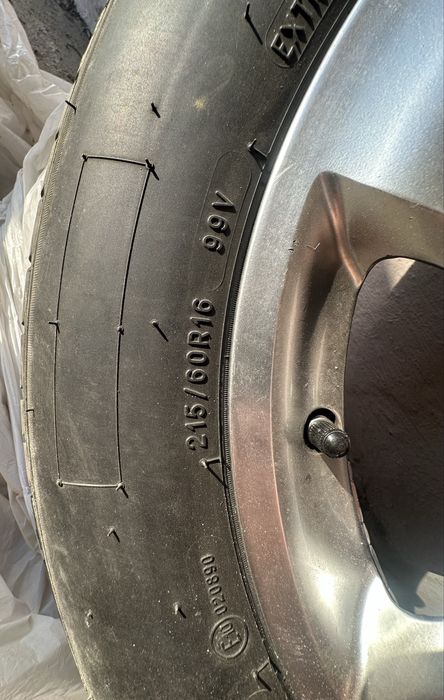 Шины 215/60 R16 с дисками