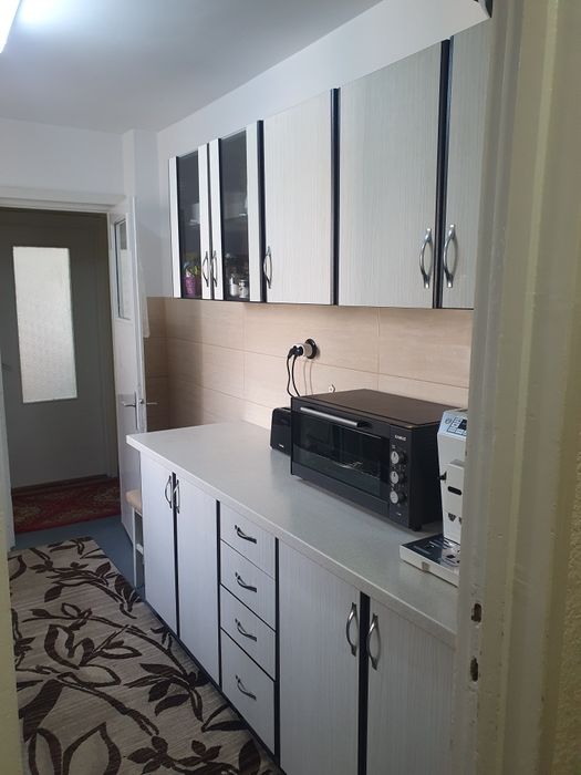 Apartament cu 4 camere de vânzare