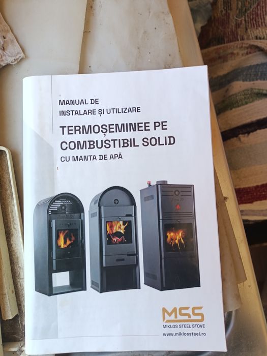 Vand Termosemineu pe combustibil solid cu mantâ de apa