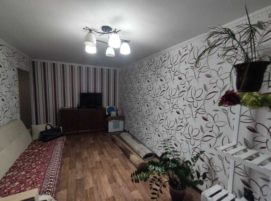 Продам 2-х комн. ул. Камзина, 21
