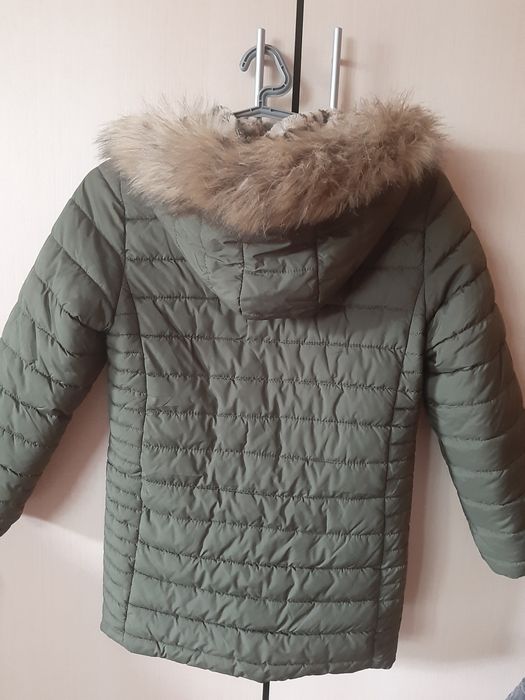 Куртка на девочку весна-осень.