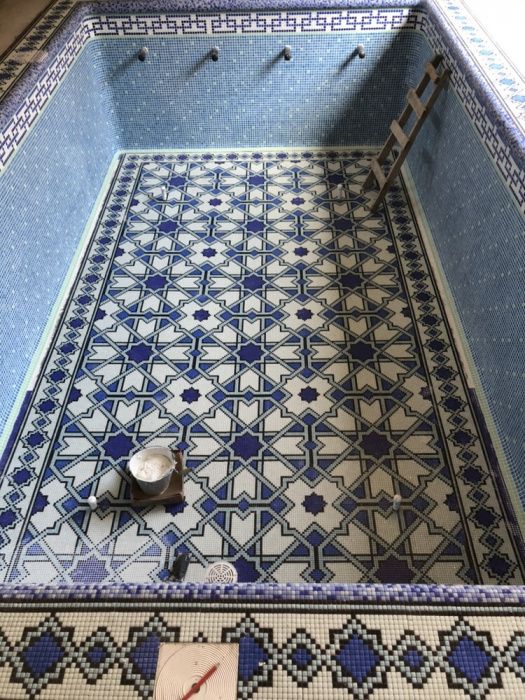 Панно из Майолики и мозайки