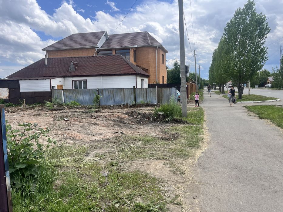 Продам участок в центре города 6.6 соток