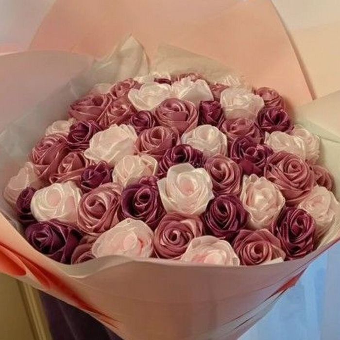 Искусственные розы по 550тг