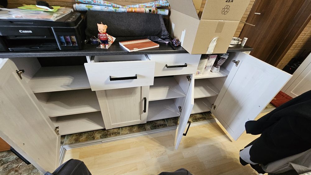 Комод изцяло Мдф