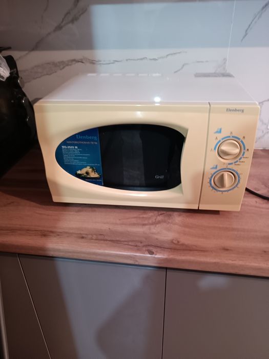 Микроволновая печь Elenberg