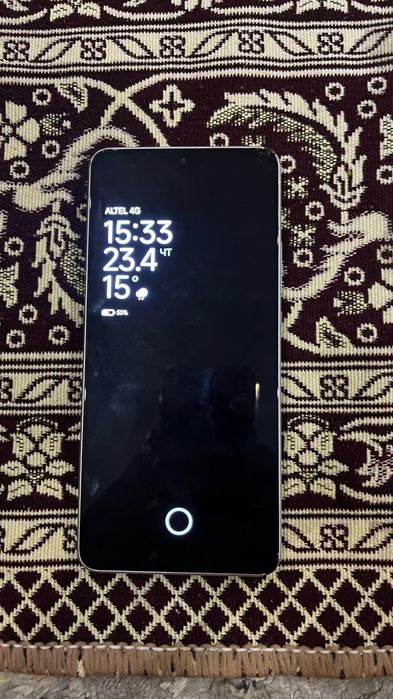 Срочно продам телефон