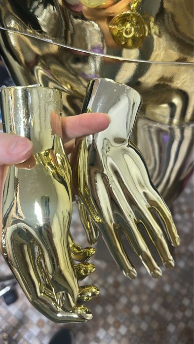 Продам манекен ЗОЛОТОЙ БУ