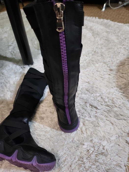 Продавам италиански дамски ботуши на марката VDR, 100% естествена кожа