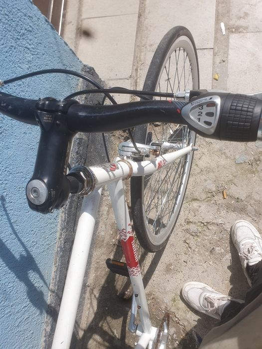 Vând bicicleta pegas
