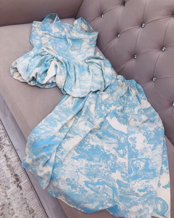 Футболка за 1000