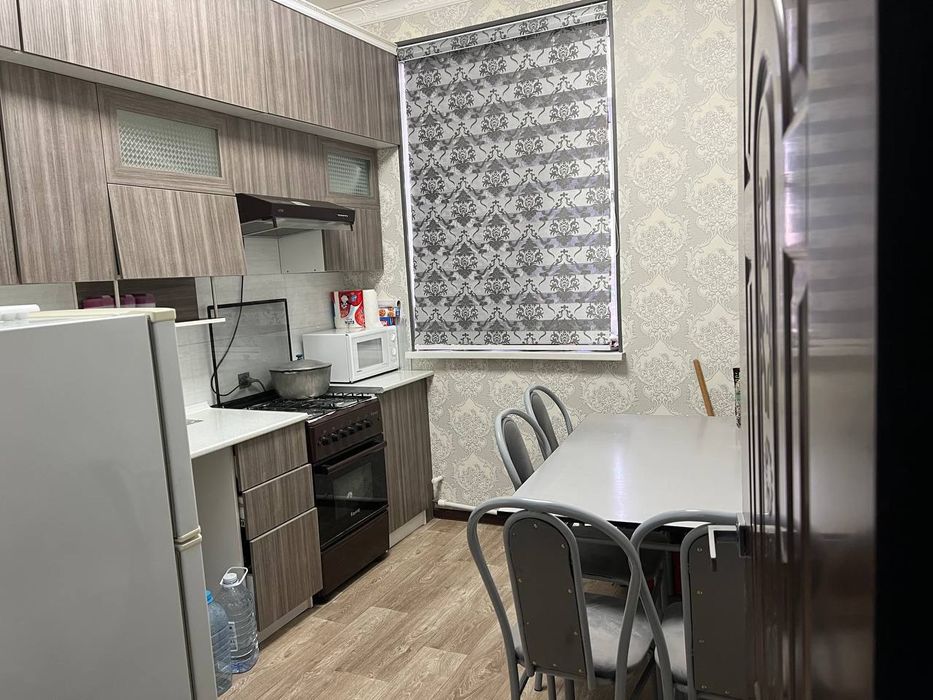 Урганч шахар Охун бобо масчиди янда 2 хонали квартира ижарага берилади