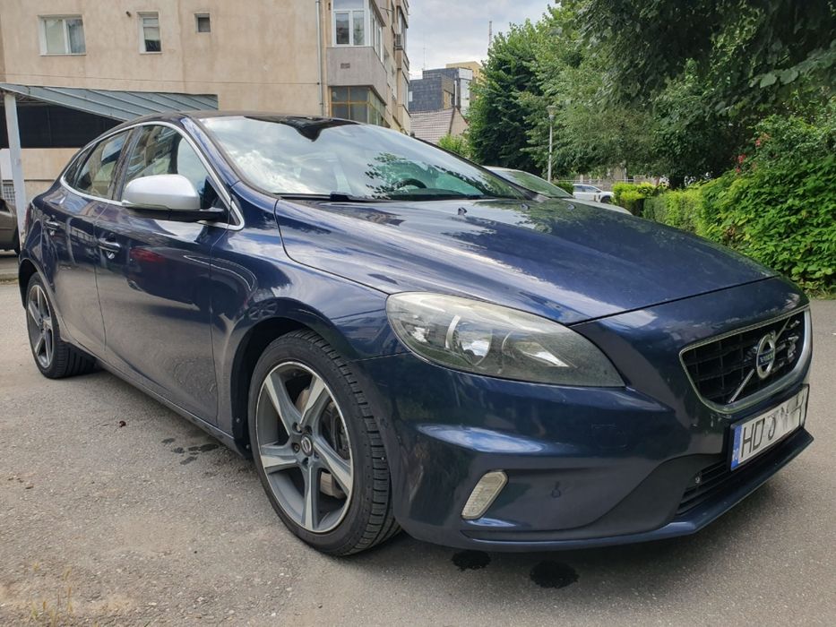Volvo V40 D4 2014 R-design 190 cp