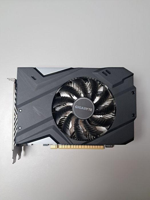 Видеокарта Gigabyte gtx 1650 super OC 4gb