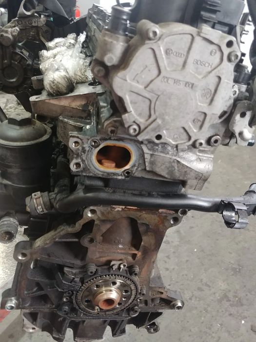 motor 1.6 tdi cay  vw caddy audi a1 8x a3 8p vw golf 6 polo 6r skoda octavia 2 seat leon
