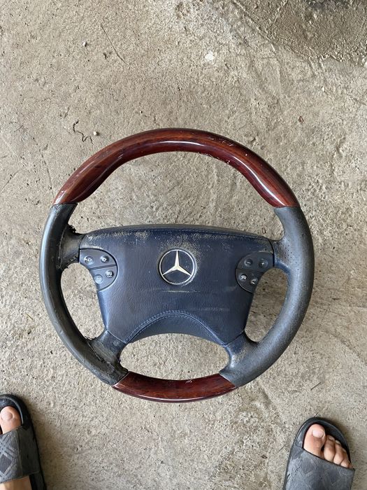 Деревяный руль на w210
