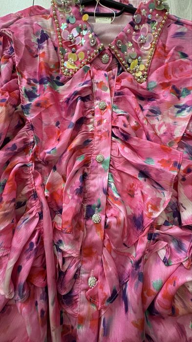 Красива и ефектна дамска риза универсален размер