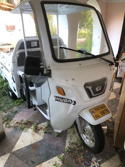 Motociclu tricicleta adulti Kuba T-08 2024