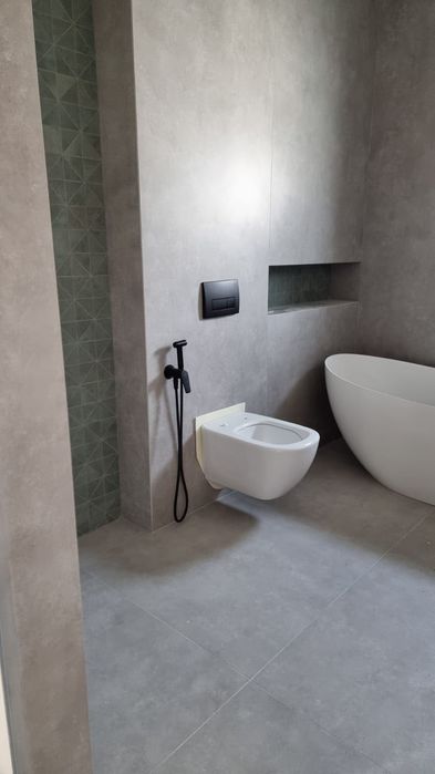 Proiectăm și construim case solide - la ROSU sau la CHEIE