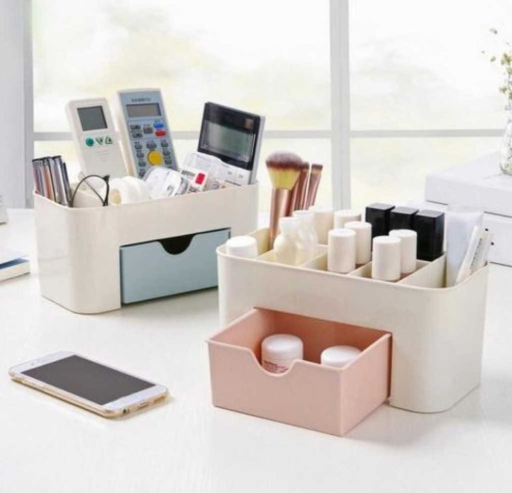 Органайзер за гримове