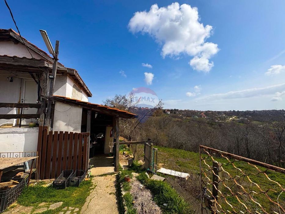 Къща в Варна, област-с.Приселци