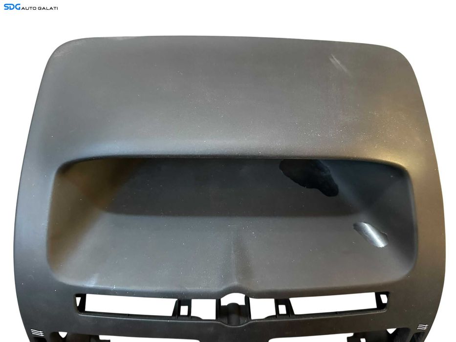 Rama Grila Plastic Bord de la Display Radio Gura Guri Aerisire Toyota Avensis T25 2003 - 2009 [V0630]