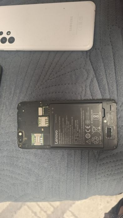 Продам телефоны!