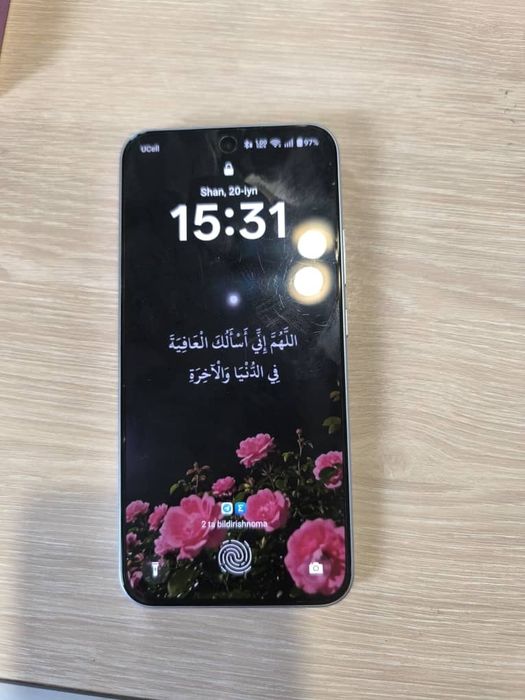 Reno 14F 5g 8/256 holati yaxshi teli aybi yöq oladiganla tel qsin