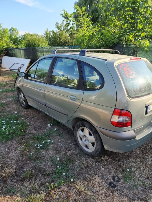 Scenic 1.6 16v 2003 defect