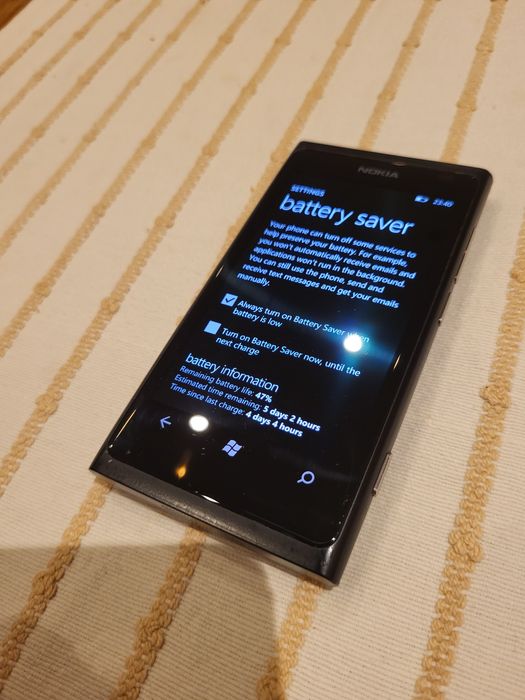 Nokia Lumia 800 - de colecție