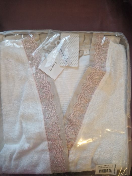 Продам красивый халат Pavia