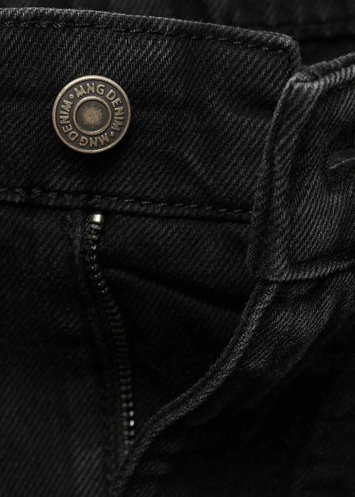 Черни Заострени Дънки - MANGO, Black Denim! 100 % Памук! Чисто Нови! Неизползвани! (Черни дънки със заострена кройка)