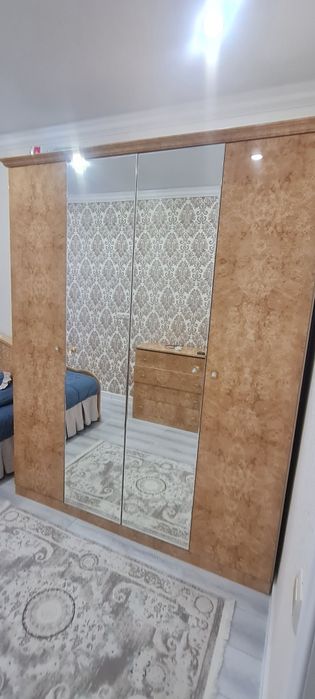 Спальный гарнитур