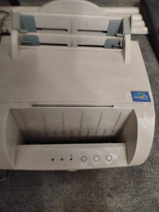 Продам два принтера Canon, Xerox б/у рабочие