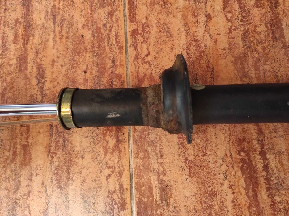 Преден амортисьор за Alfa Romeo 147