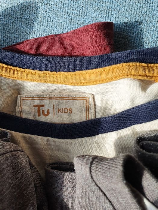 Vind set 5 bluze baieti 10-12 ani