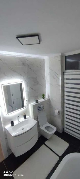 mobilier suspendat baie chiuveta si baterie