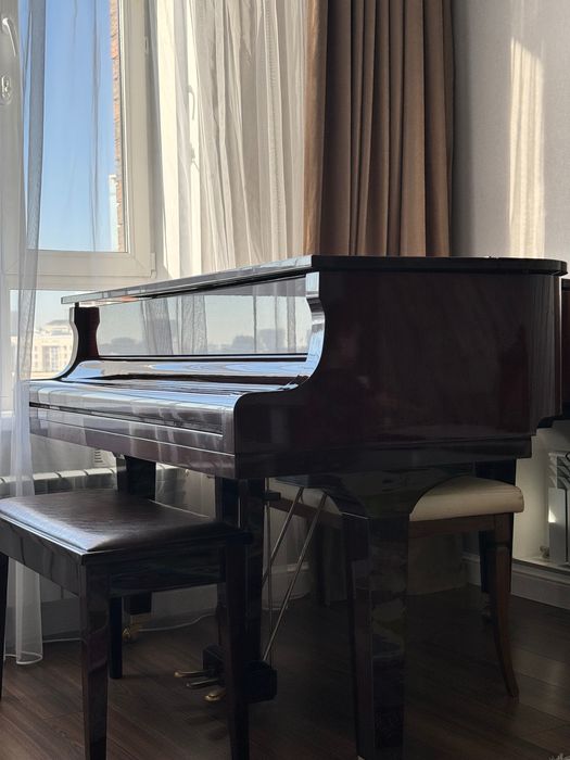 Рояль Yamaha в идеальном состоянии