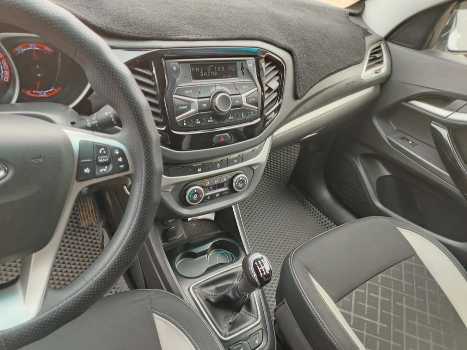 Lada Vesta Cross