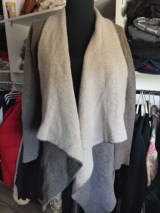 Cardigan Zara nou